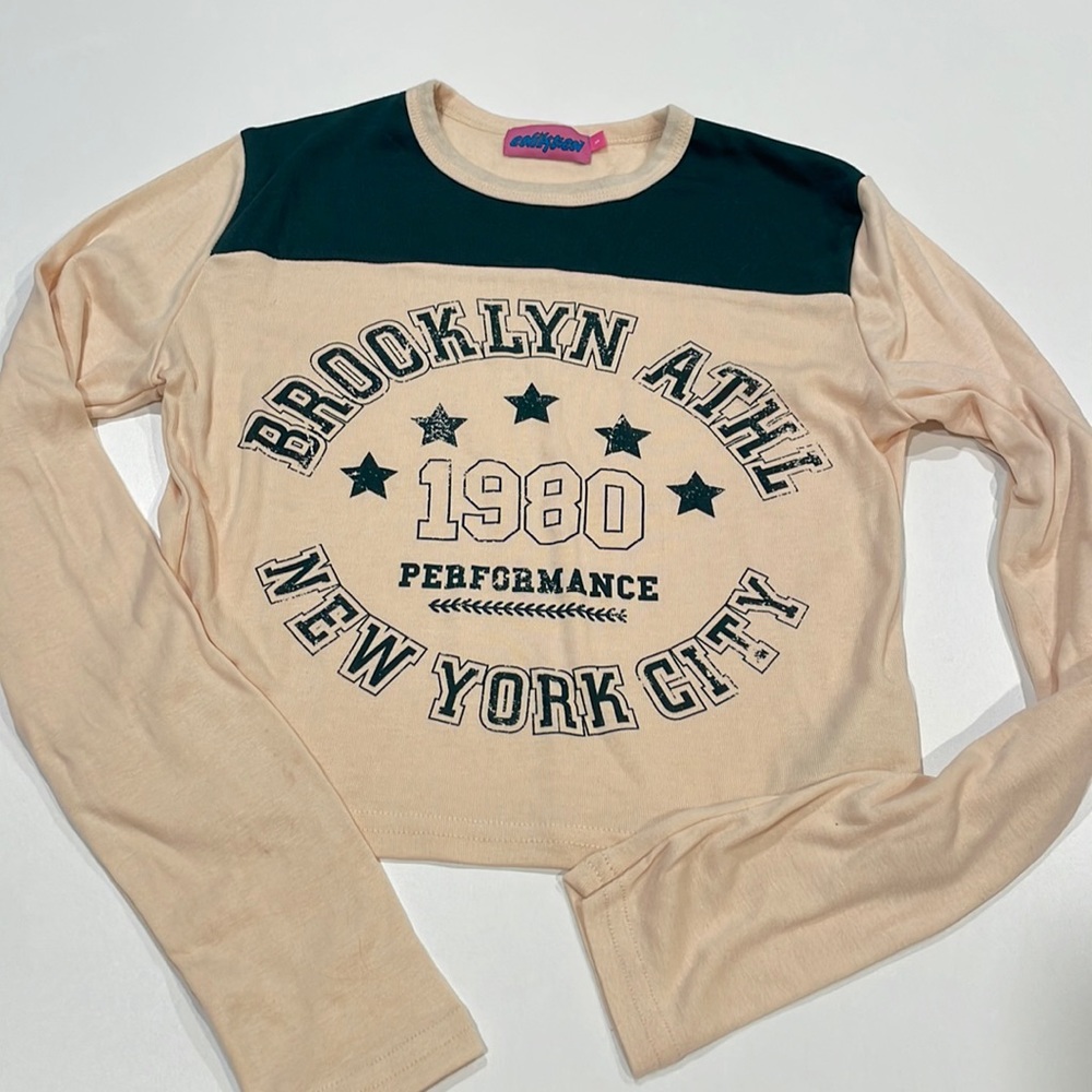 Edikted Women's Small Cropped Top Sweatshirt Long Sleeves Brooklyn Athl NYC